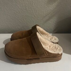 Ugg goldenstar cozy clog